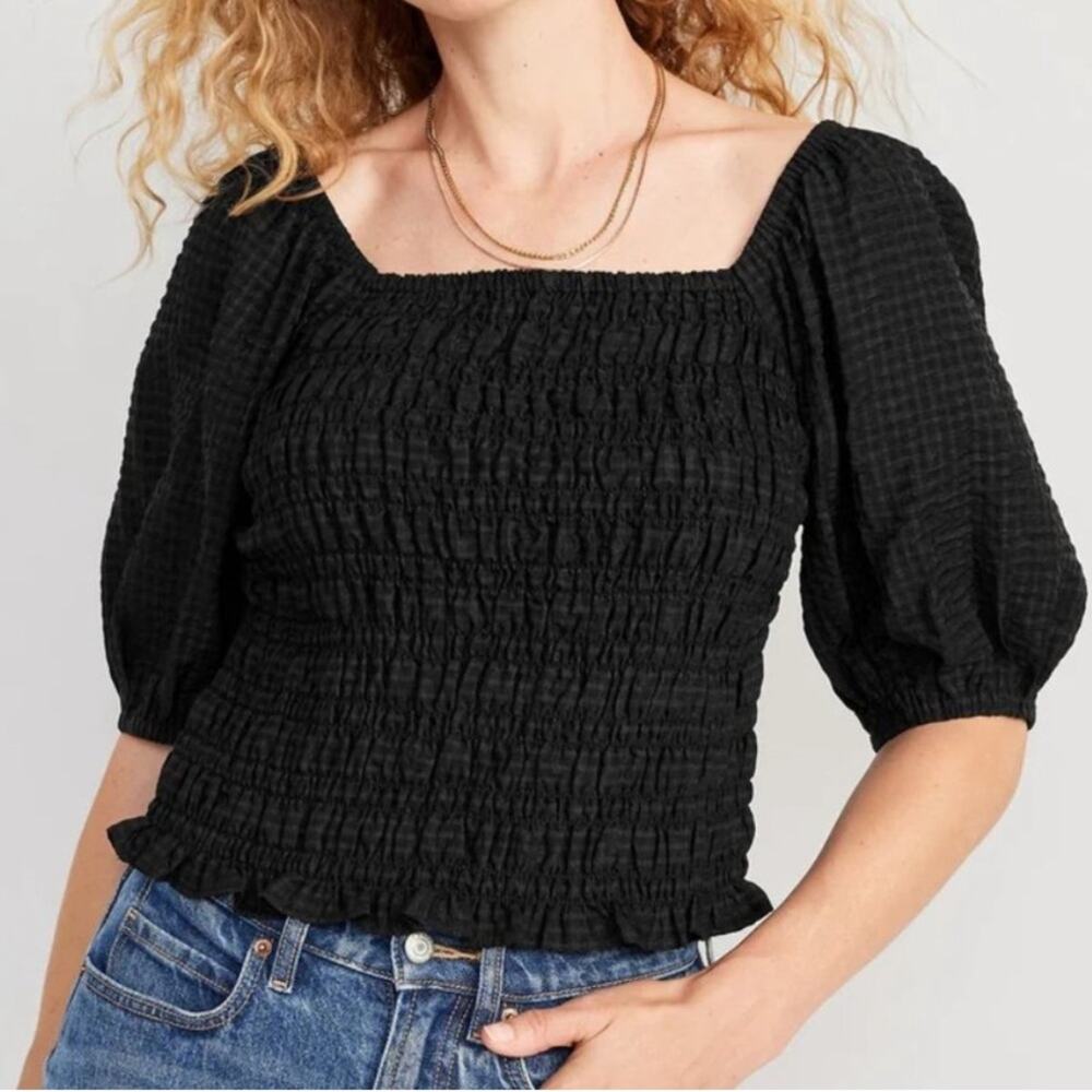 Old Navy Fitted Puff-Sleeve Square Neck Cottage Smocked Top in Black - Size S